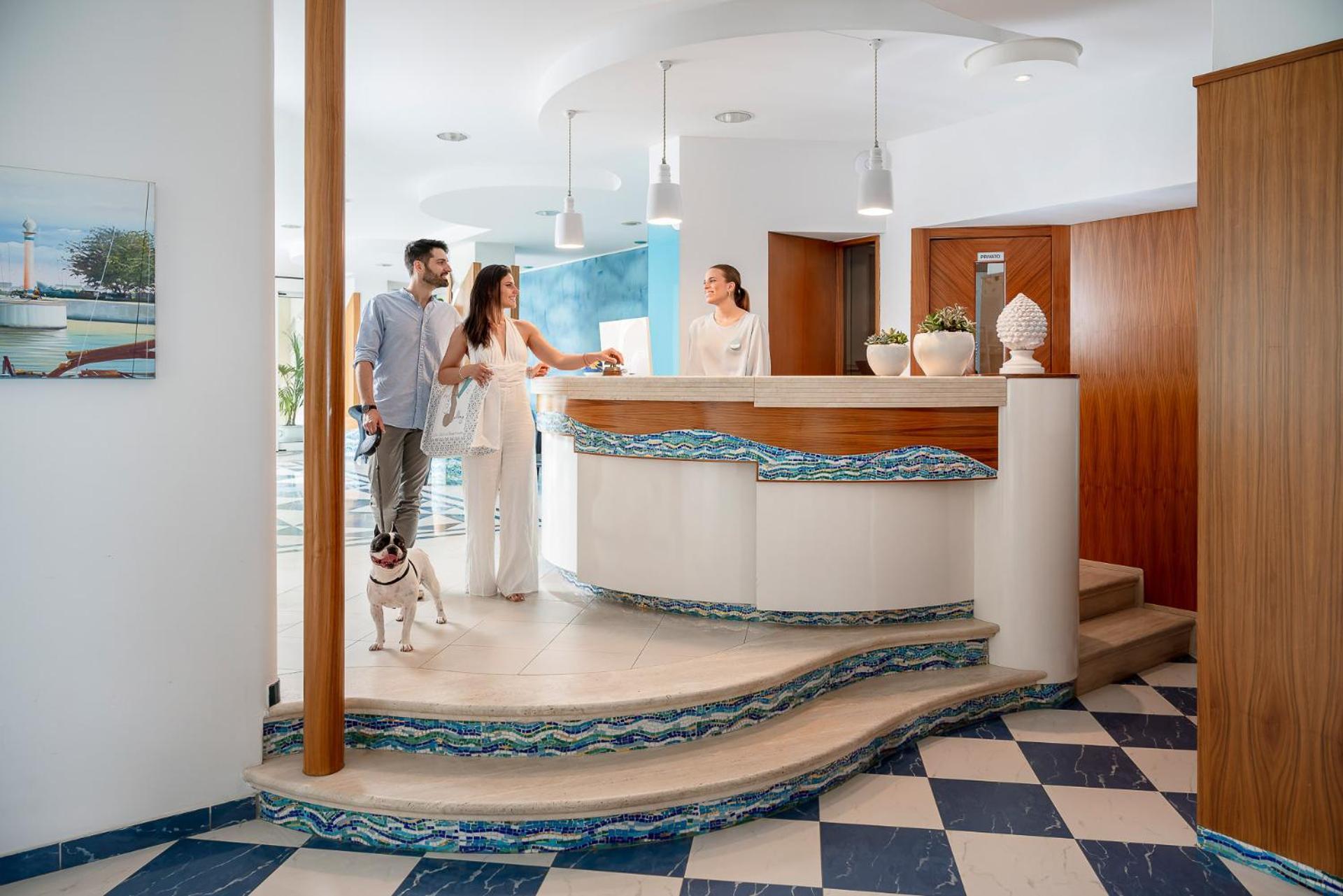 Luxor Beach Boutique Hotel Cattolica Ngoại thất bức ảnh