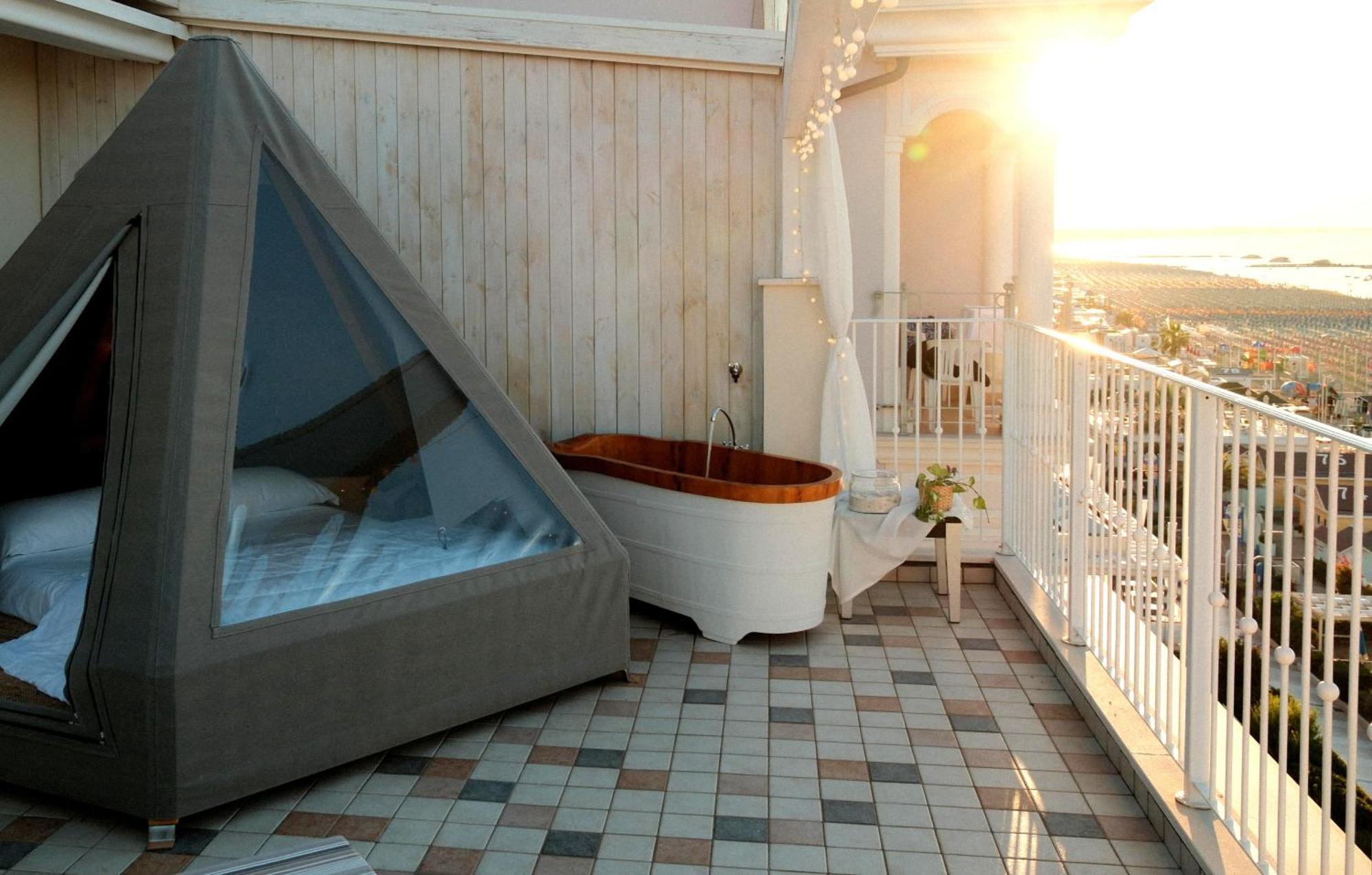 Luxor Beach Boutique Hotel Cattolica Ngoại thất bức ảnh