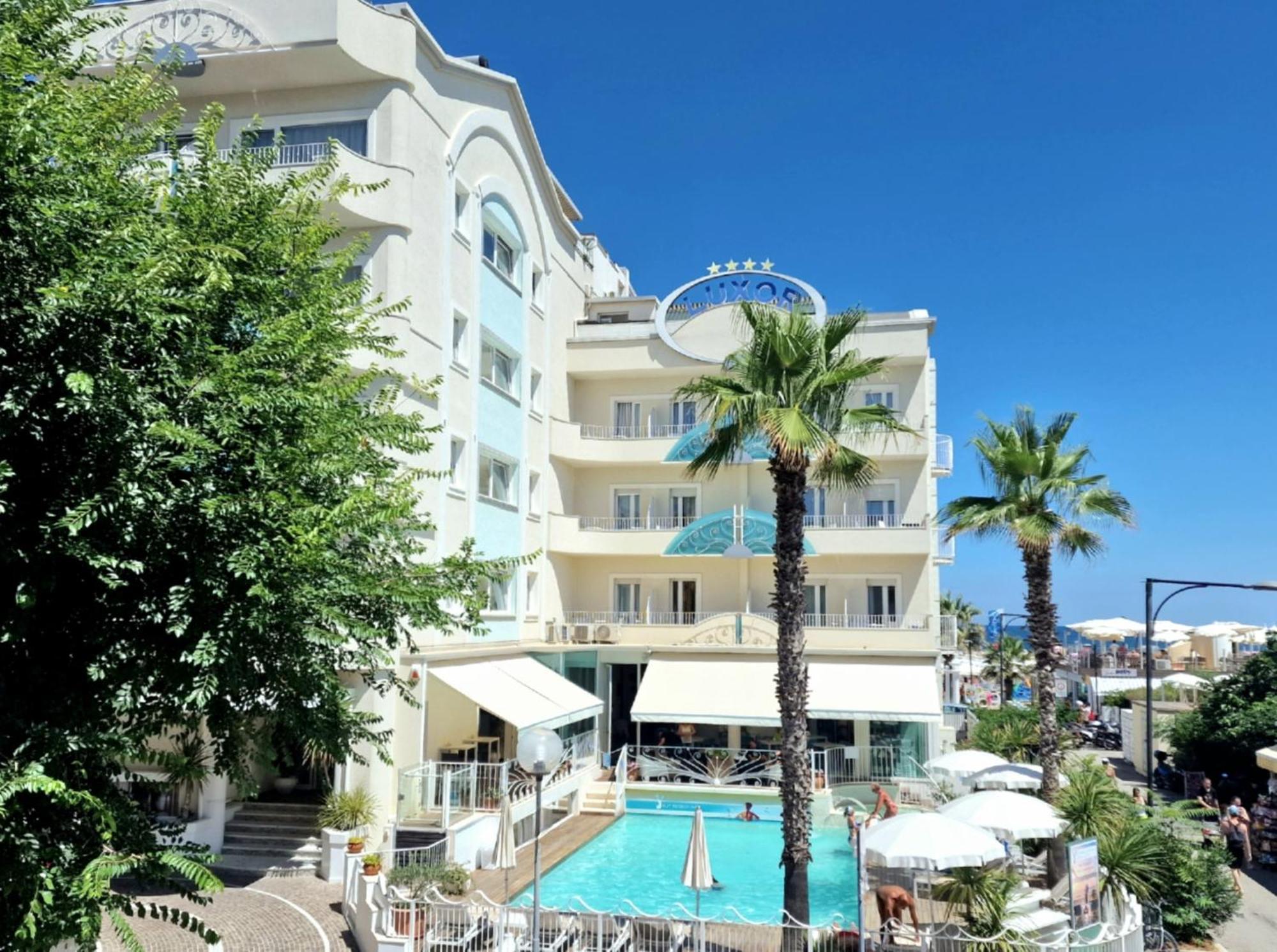 Luxor Beach Boutique Hotel Cattolica Ngoại thất bức ảnh